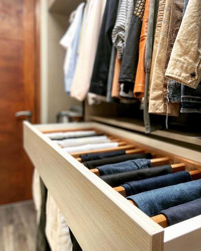 3682BE71-2819-404C-A9D0-23BB81C886D4