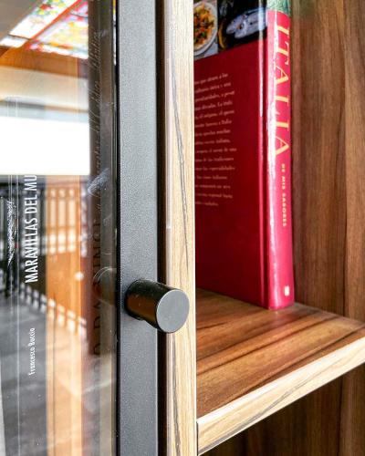 F7424D7F-B292-4D1E-83AB-B830A0002348